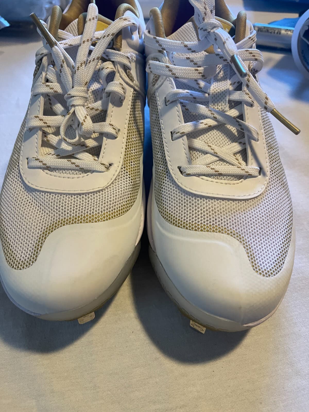 Under Armour Clyde MT 3024328-103 White Gold Women's Softball Metal Cleats 8 2