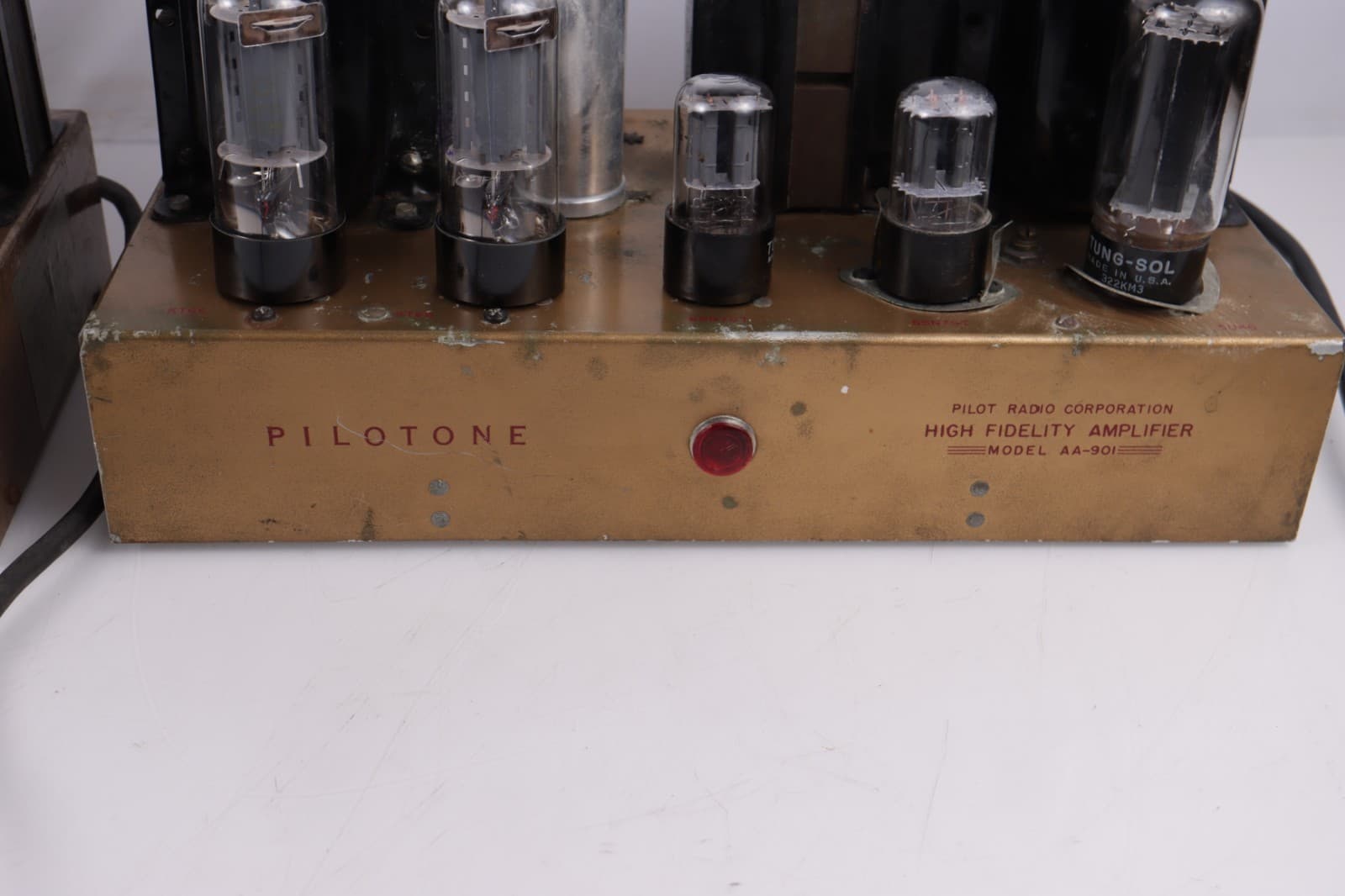 Pair of  Pilot Pilotone AA-901 Mono Bloc Power Amplifiers 5