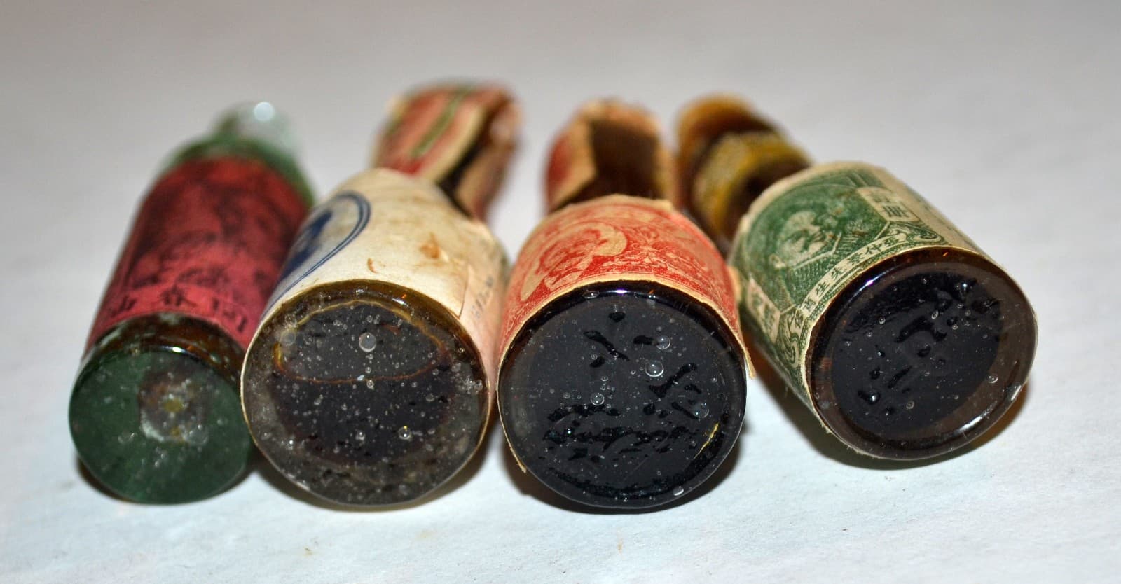 4 Old Chinese Medicine Bottles Original Labels China Hong Kong Cholera Remedy 4