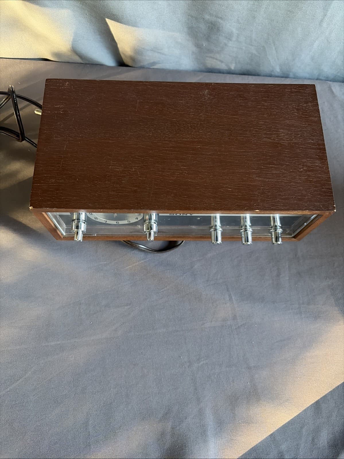 Vintage 1965 Sony 8RC-74 AM Clock Radio – Working, Made in Japan 2