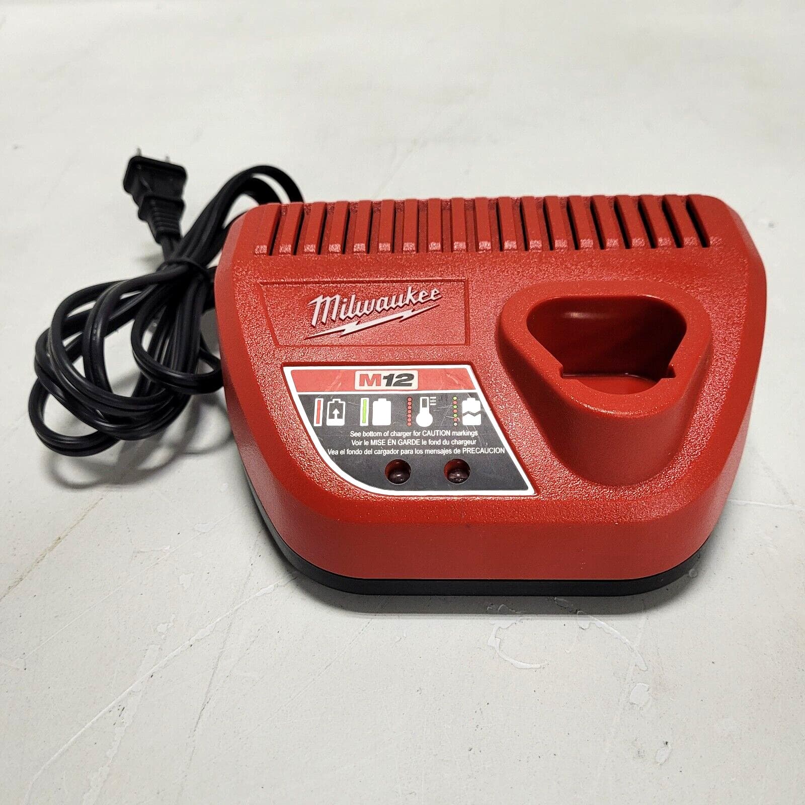 Milwaukee M12 Battery Charger Lithium-Ion 12V 48-59-2401 2