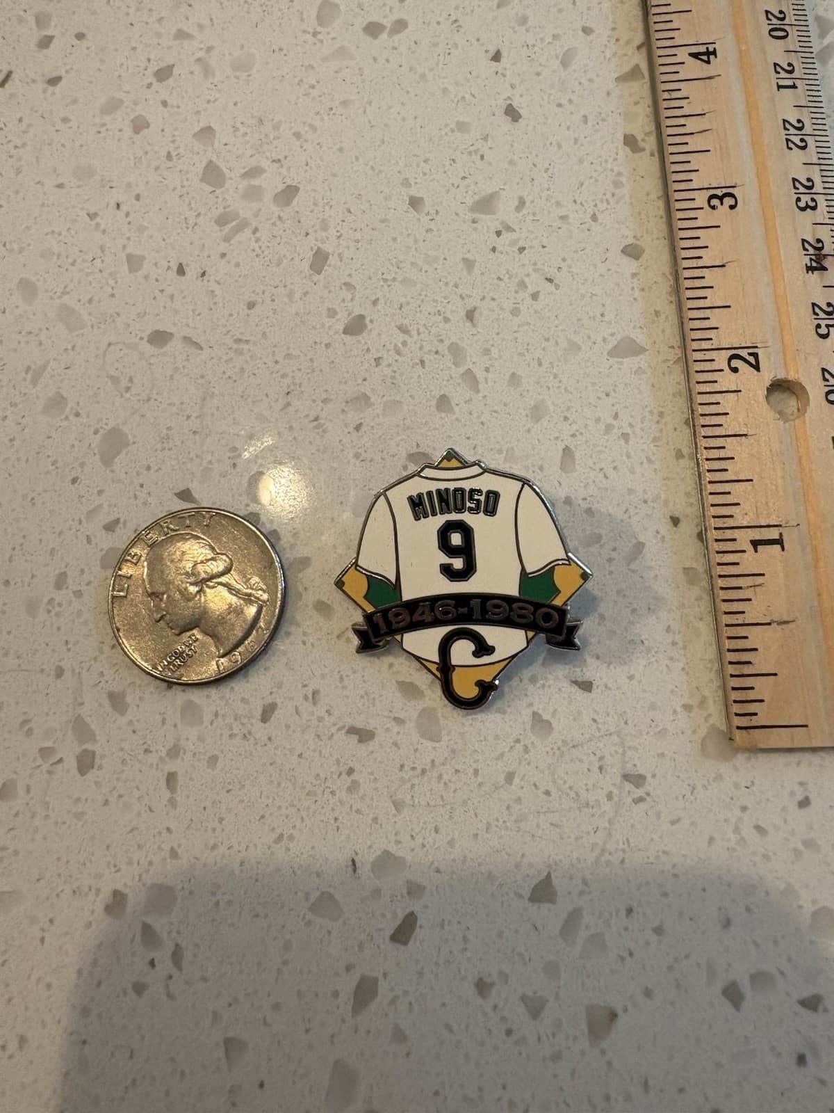 MLB Chicago White Sox Minnie Minoso Jersey #9 Official HOF Lapel Pin 2