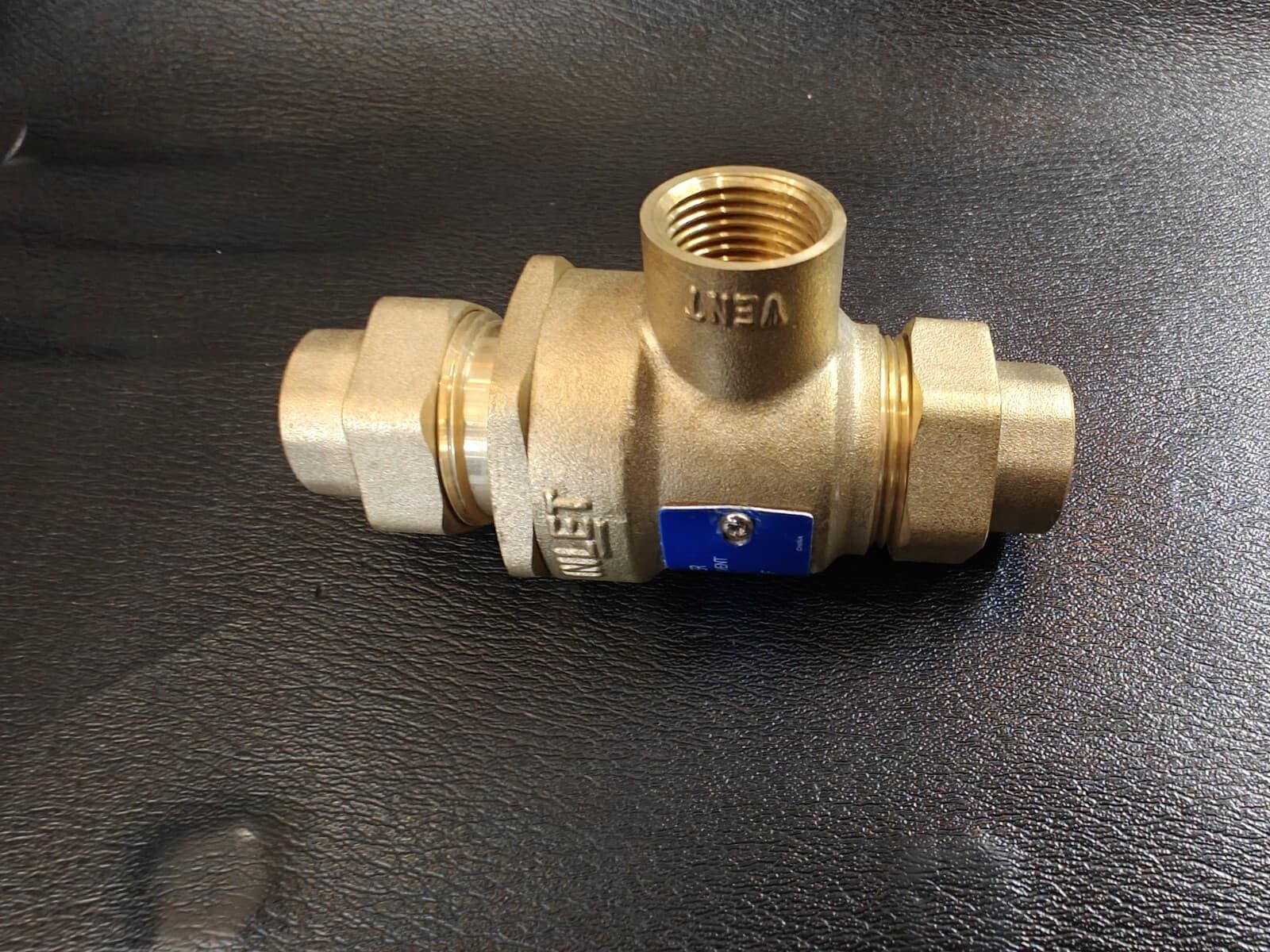 Hydro Master 1/2" IPS Backflow Preventer 0520801 3