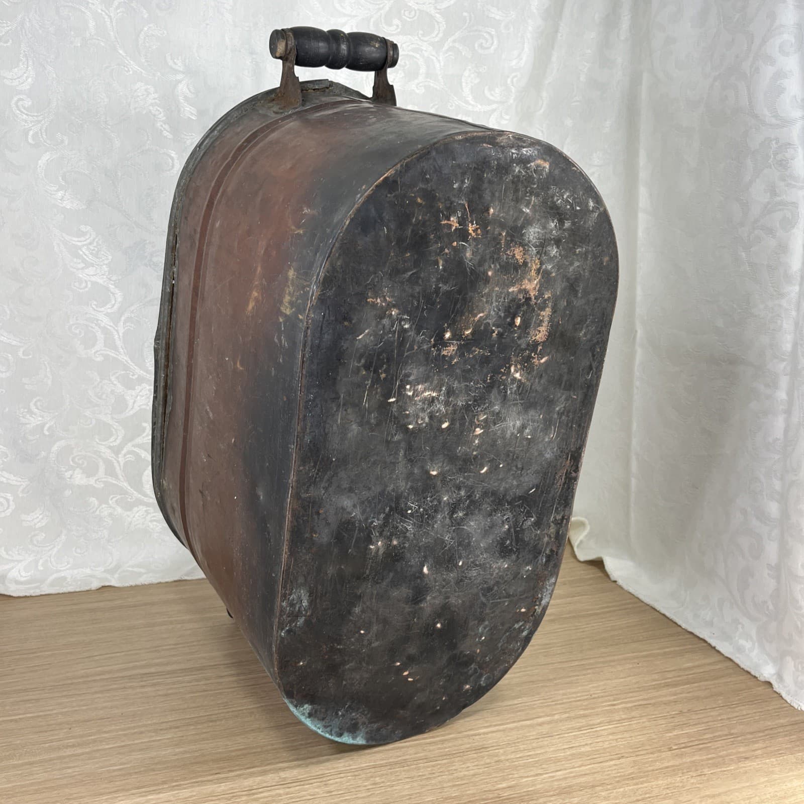 Antique Primitive Copper Boiler Wash Tub Pot/Canner Farm UNIQUE LID 26”L 4