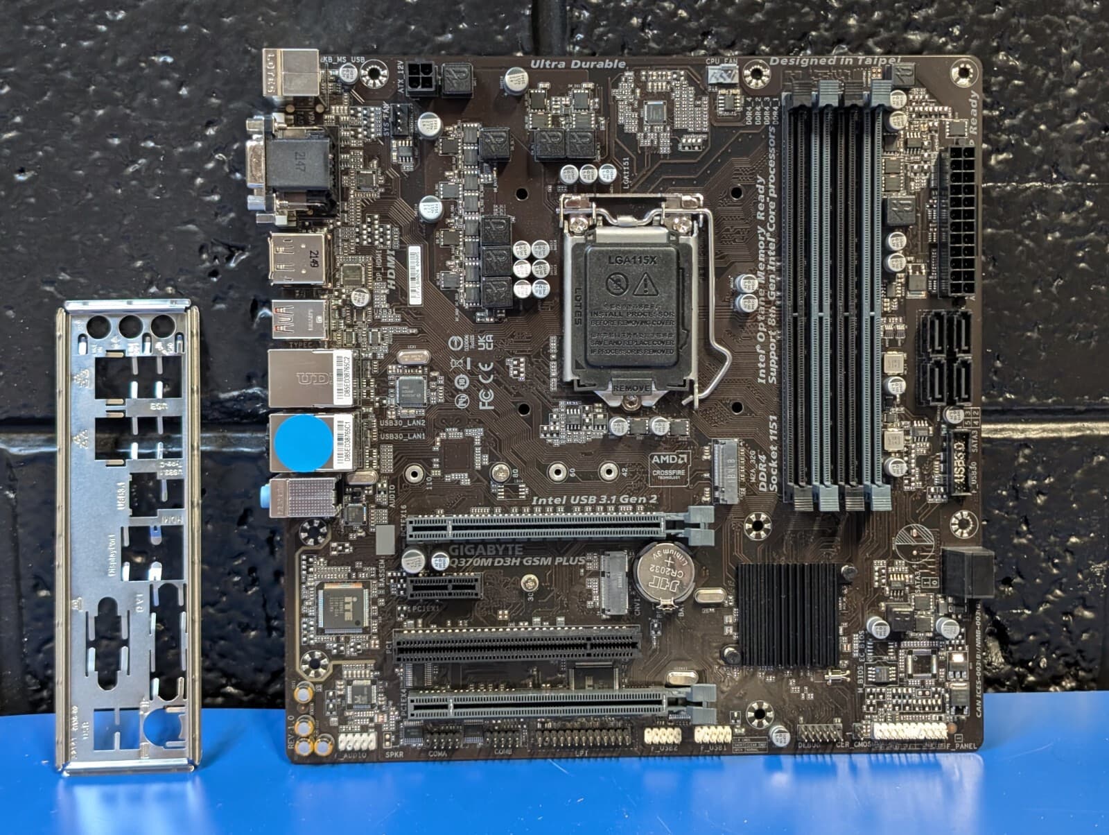 *8th + 9th Gen Only* Gigabyte Q370M D3H GSM PLUS LGA 1151 mATX Motherboard