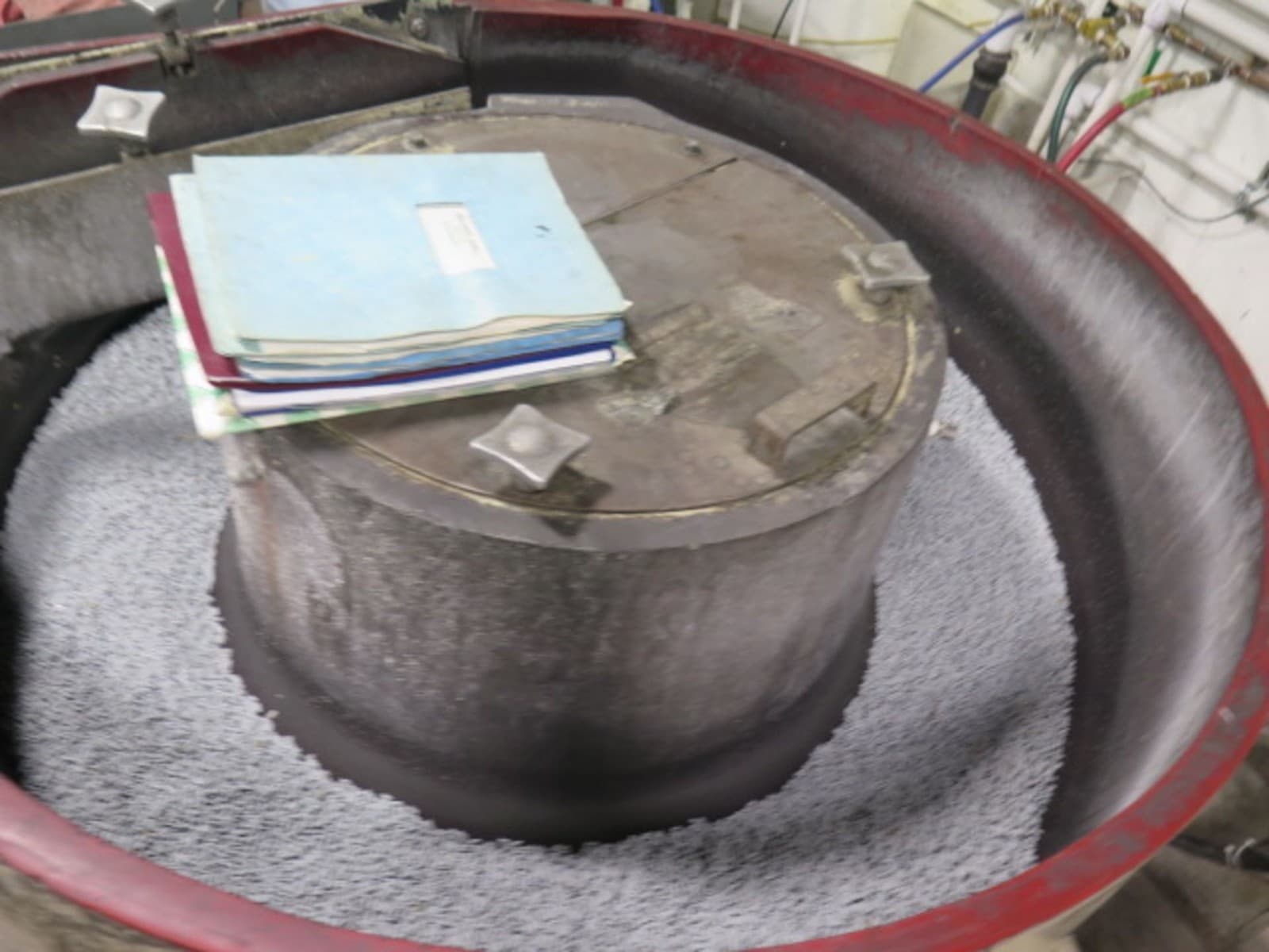 Roto-Finish Spiratron ER 1518 Vibratory Finisher 4