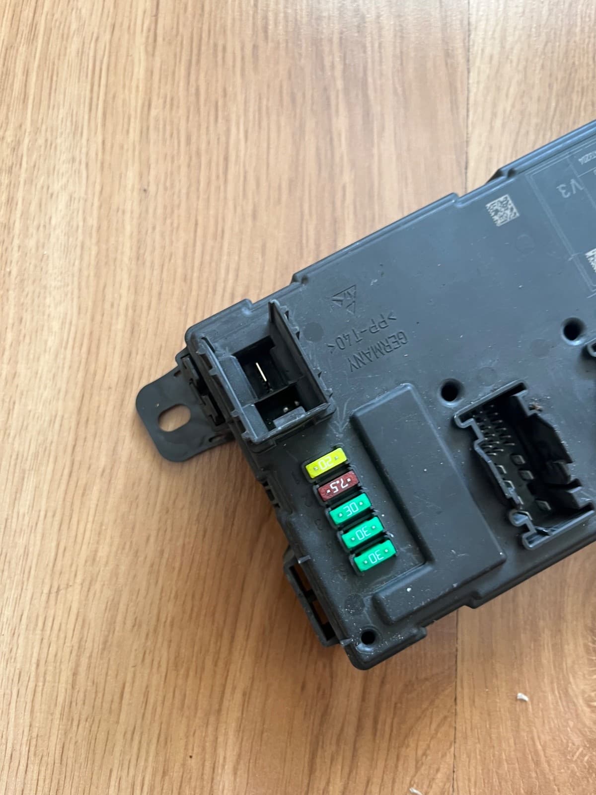 9329702 bmw body control module used module from bmw part number 61359329702 2