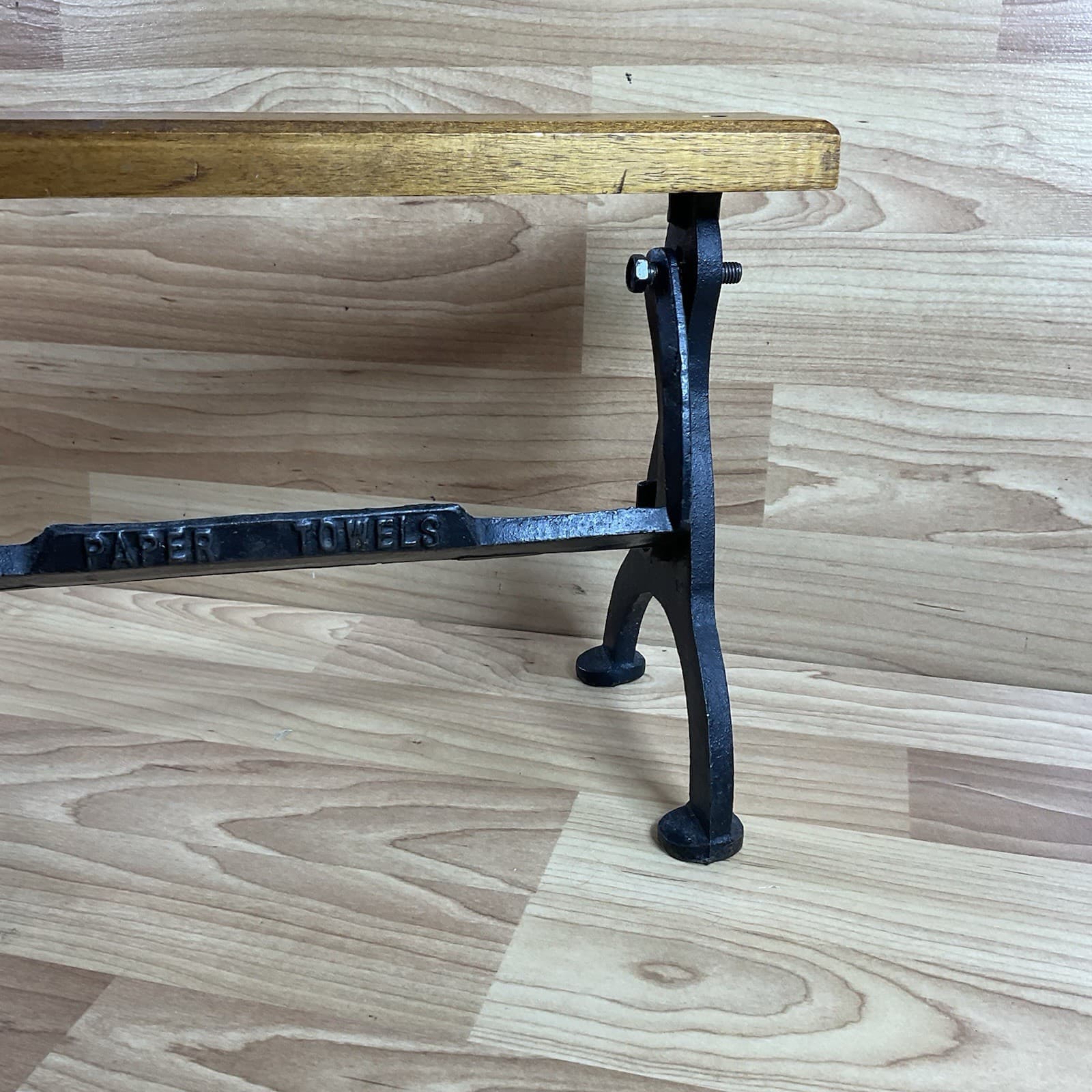 Cast Iron Wood Kitchen Standing Paper Towel Holder Farmhouse Rustic 6