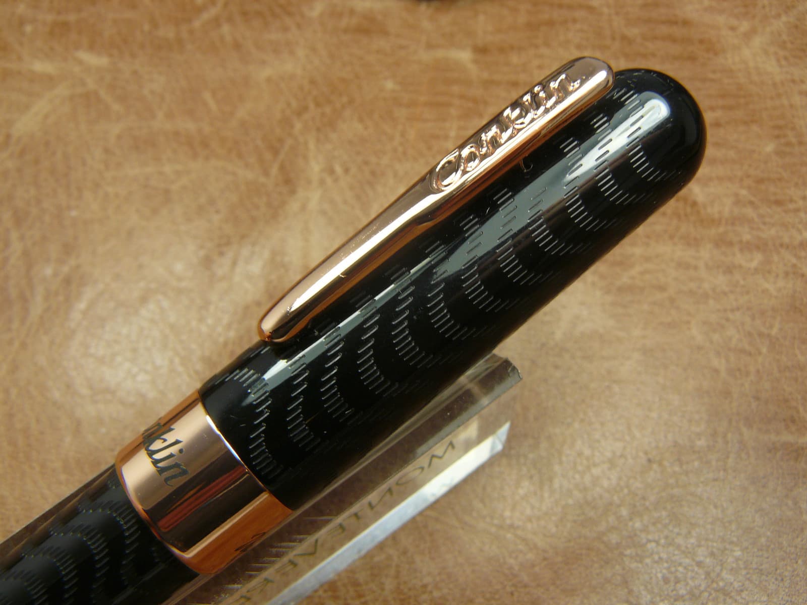 CONKLIN MARK TWAIN CRESCENT FOUNTAIN PEN BLACK CHASED /GOLD TRIM  EX FINE NIB 3