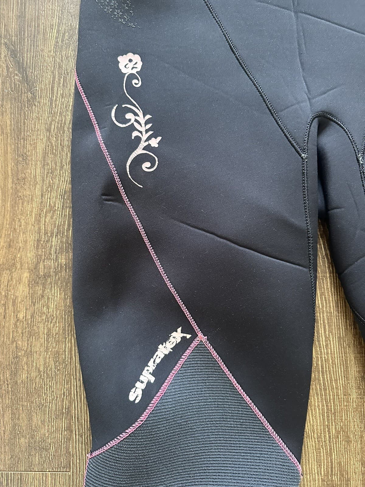 Aqua Lung AquaFlex 3mm Women's Full Wetsuit Size 8 Long Pink & Black 4