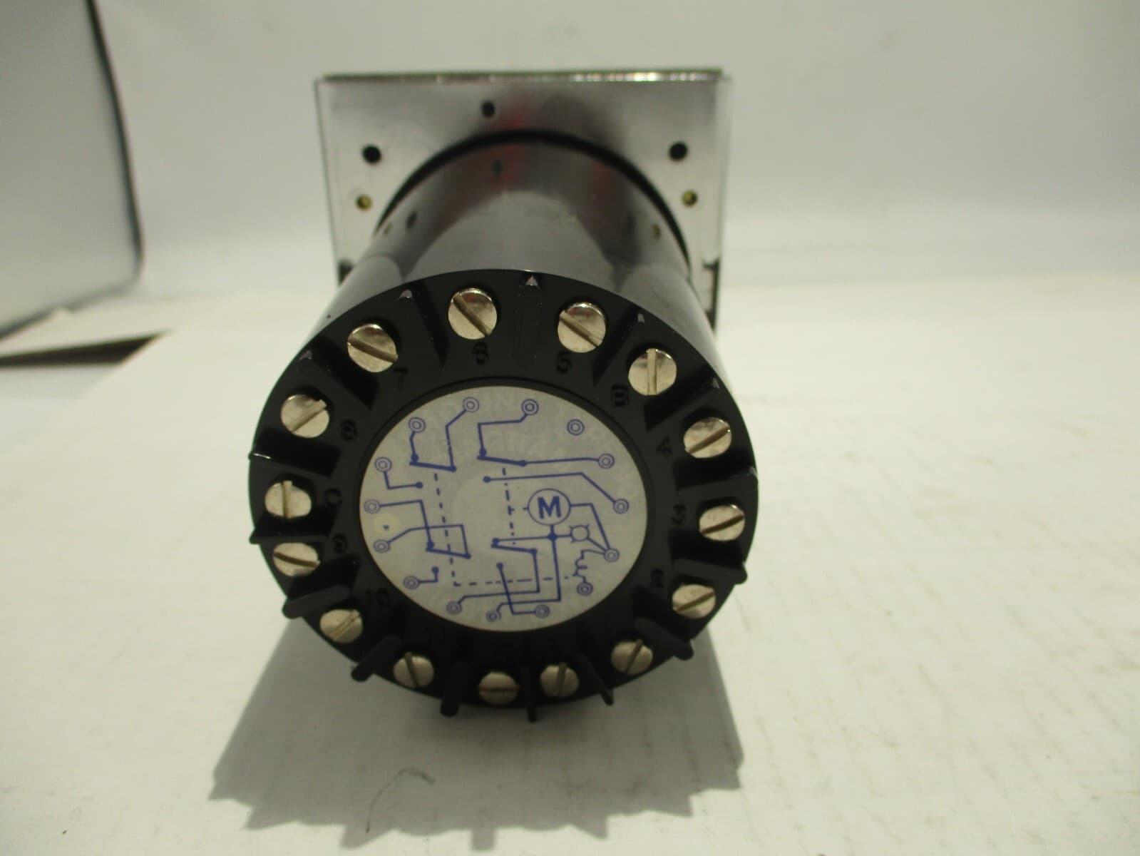 NEW DANAHER EAGLE SIGNAL HP58A601 TIMER 5 HOUR 3