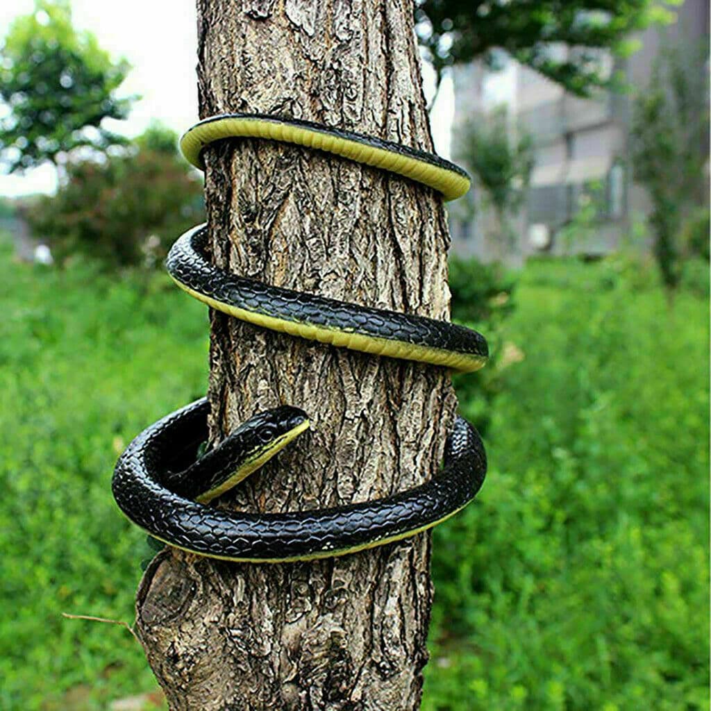 Fake Realistic Snake Lifelike Real Scary Rubber Toy Prank Party Joke For Garden 5