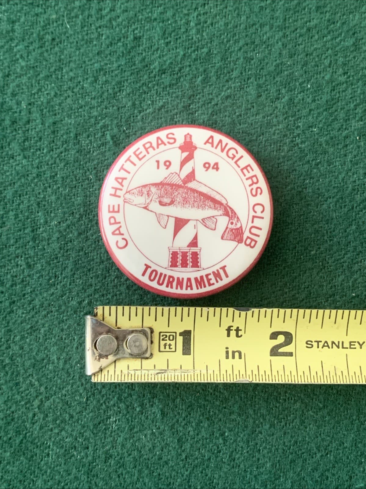 1994 CAPE HATTERAS ANGLERS CLUB Fishing Tournament Badge Pin Pinback Button NC 3