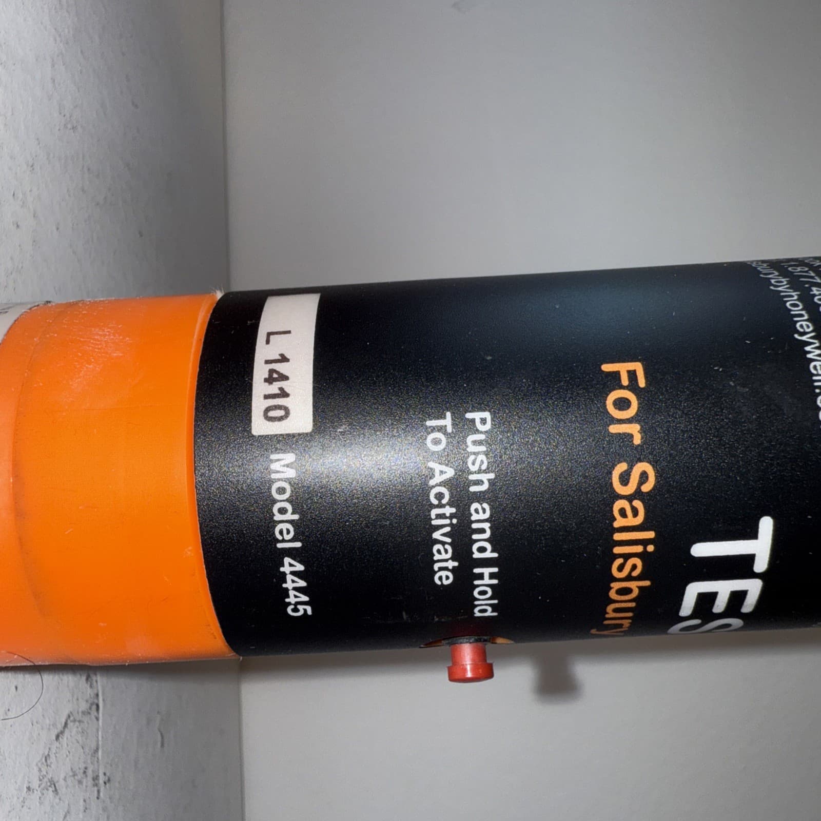 Salisbury 4445 Voltage Detector Tester. HARDLY USED. TESTED. 6