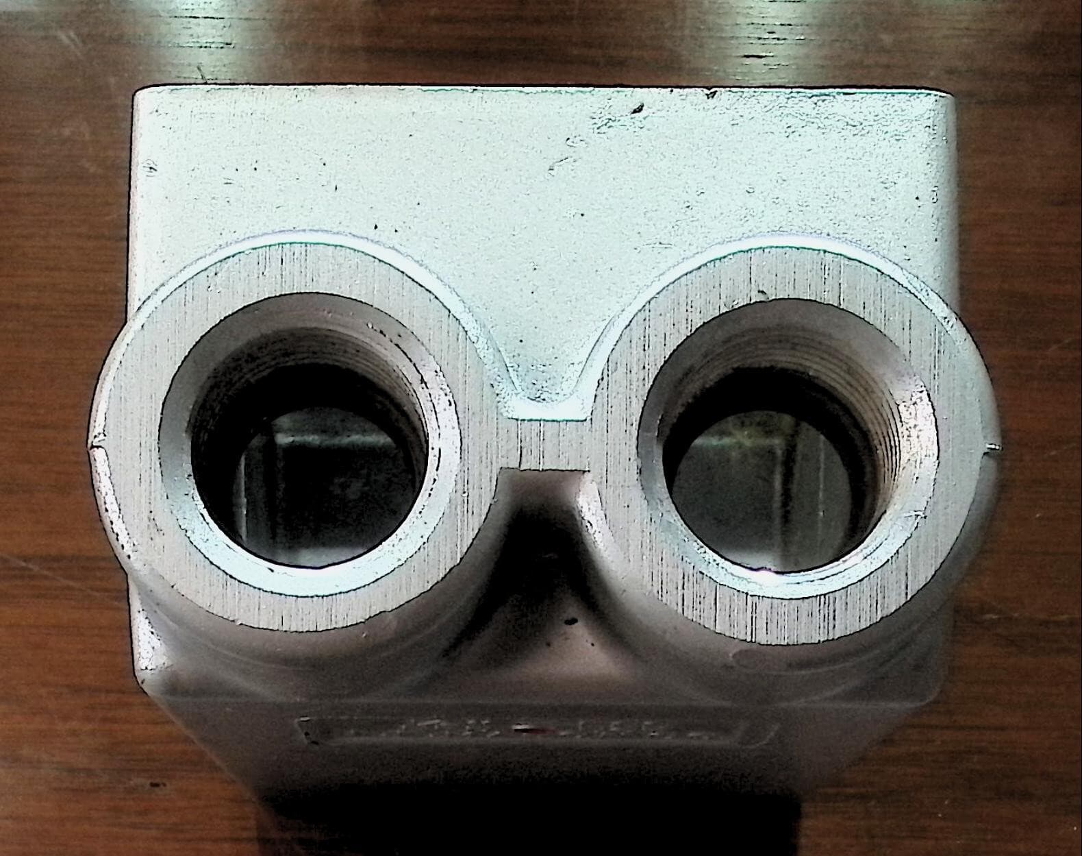 MASON DieCast Aluminum Weatherproof 1-Gang FSS Outlet Box 2  1/2"Threaded Hole 4