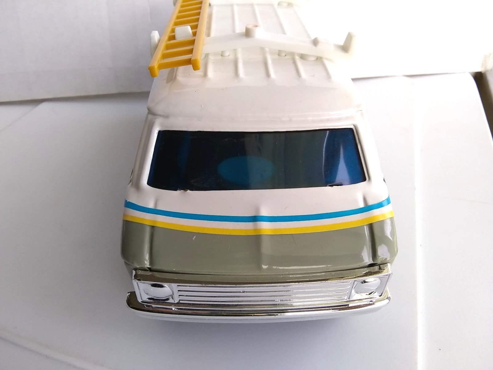 Western Stamping Official Bell System Telephone Truck & Ladder Coin Bank 1358 3