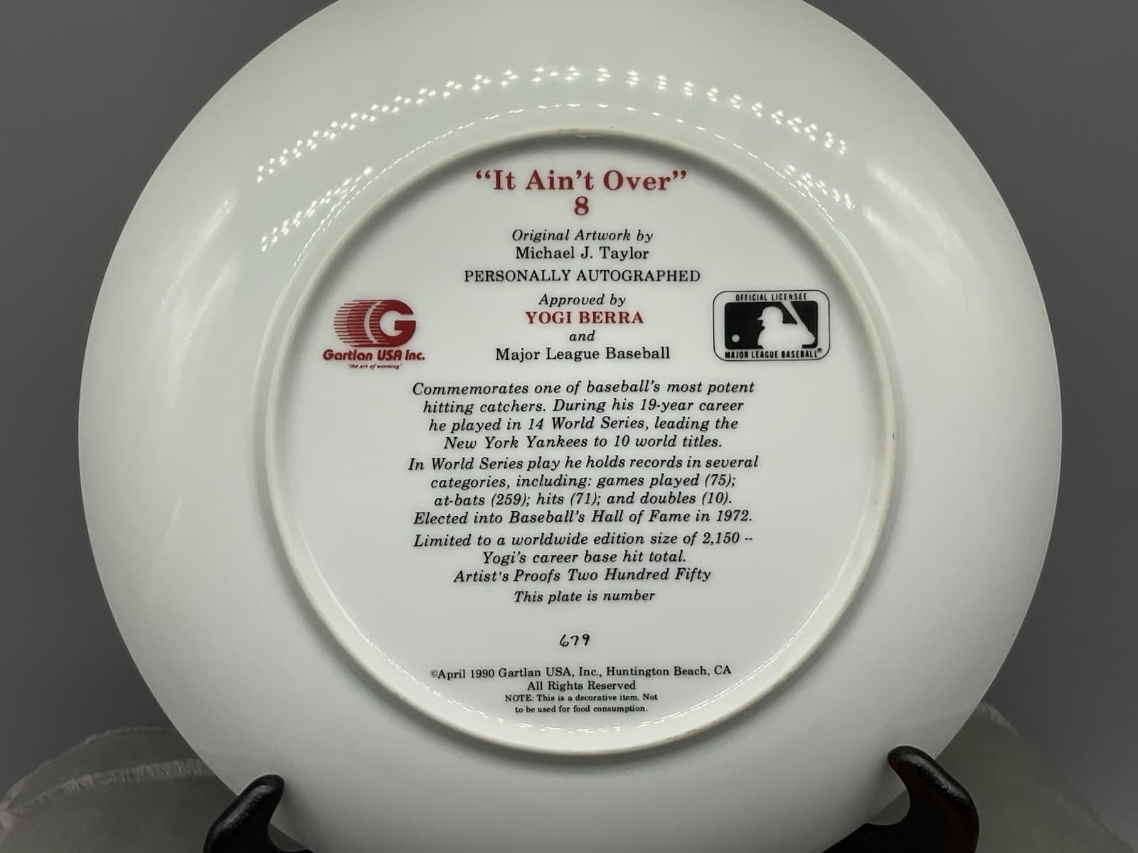 Vintage Yogi Berra Gartlan "It Ain't Over" Commemorative Plate-No. 679 - Signed 5
