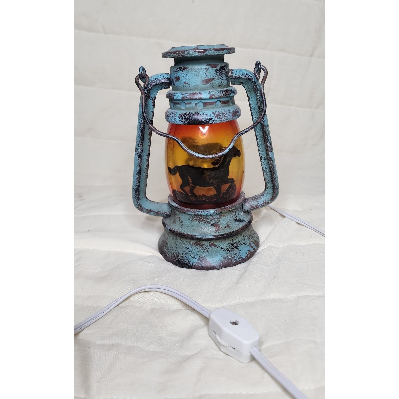 Fabulous Antiquey Country Lantern with Galloping Horse 2