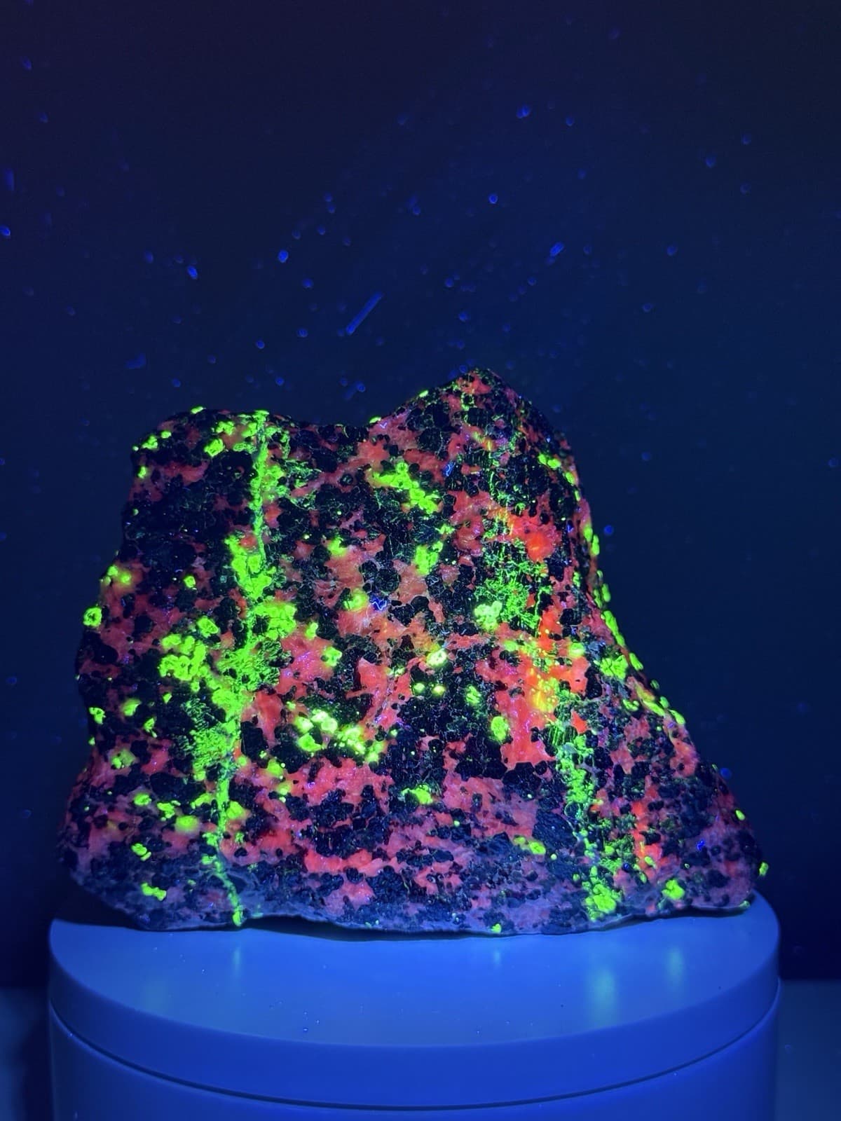 VIVID Willemite, Calcite, Franklinite & Zincite Fluorescent NJ Mineral Specimen 2