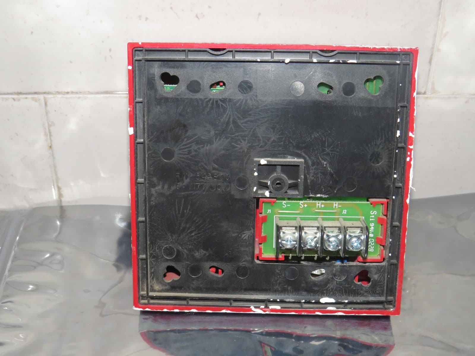 SIEMENS U-MHU-MCS FIRE ALARM RED HORN STROBE LARGE QUANTITY AVAILABLE 2