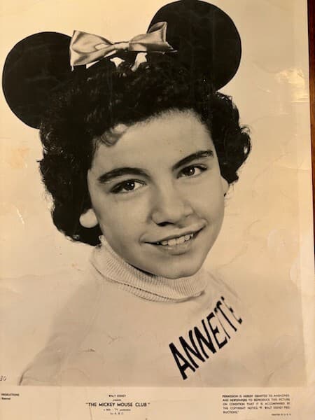 EXCEPTIONALLY RARE VINTAGE UNSIGNED "MUSKATEER" PHOTO OF ANNETTE FUNICELLO  2