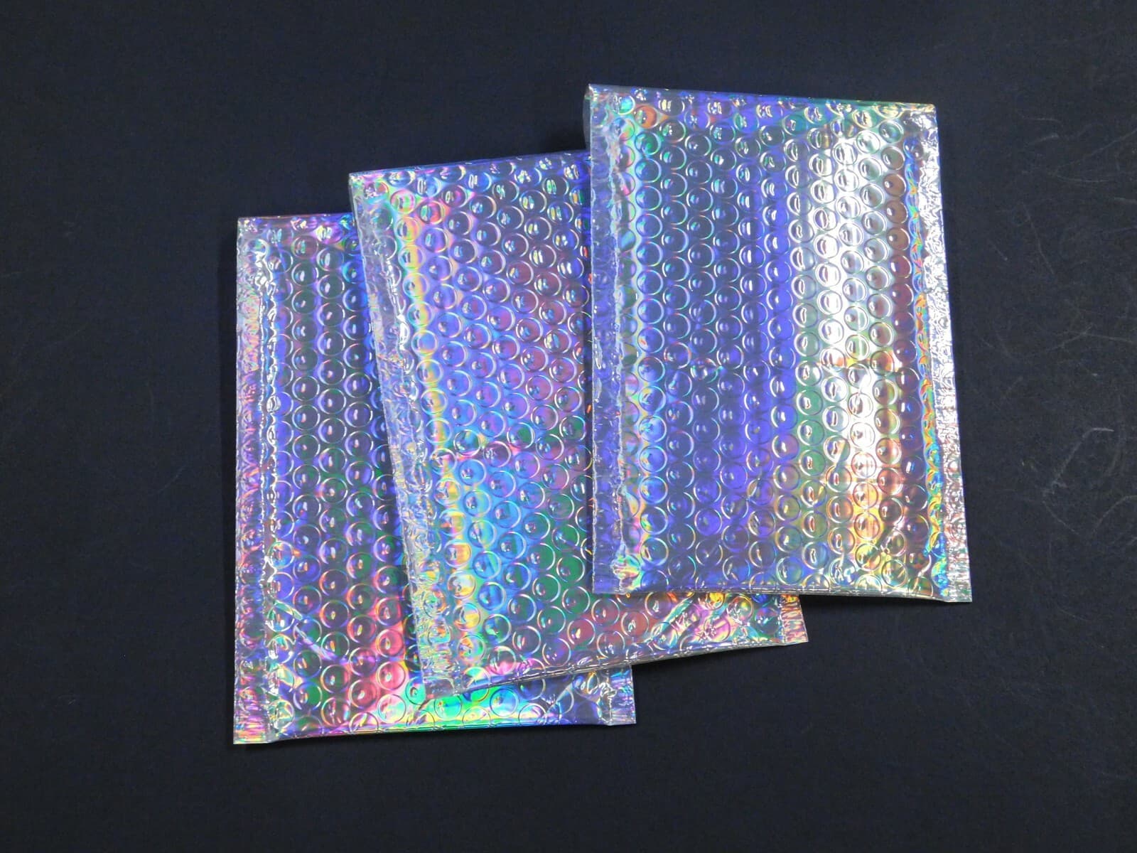 10-100 4x8 HOLOGRAPHIC BUBBLE Mailers Shipping Protective 10 25 50 Envelopes 5