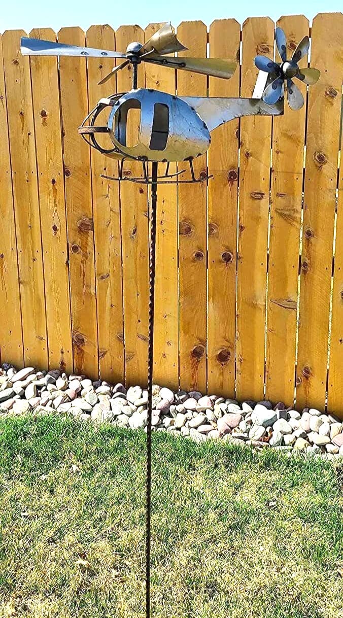 Metal Farm Helicopter Spinner Propeller Yard Garden Stake Windmill Whirly-Gig 2