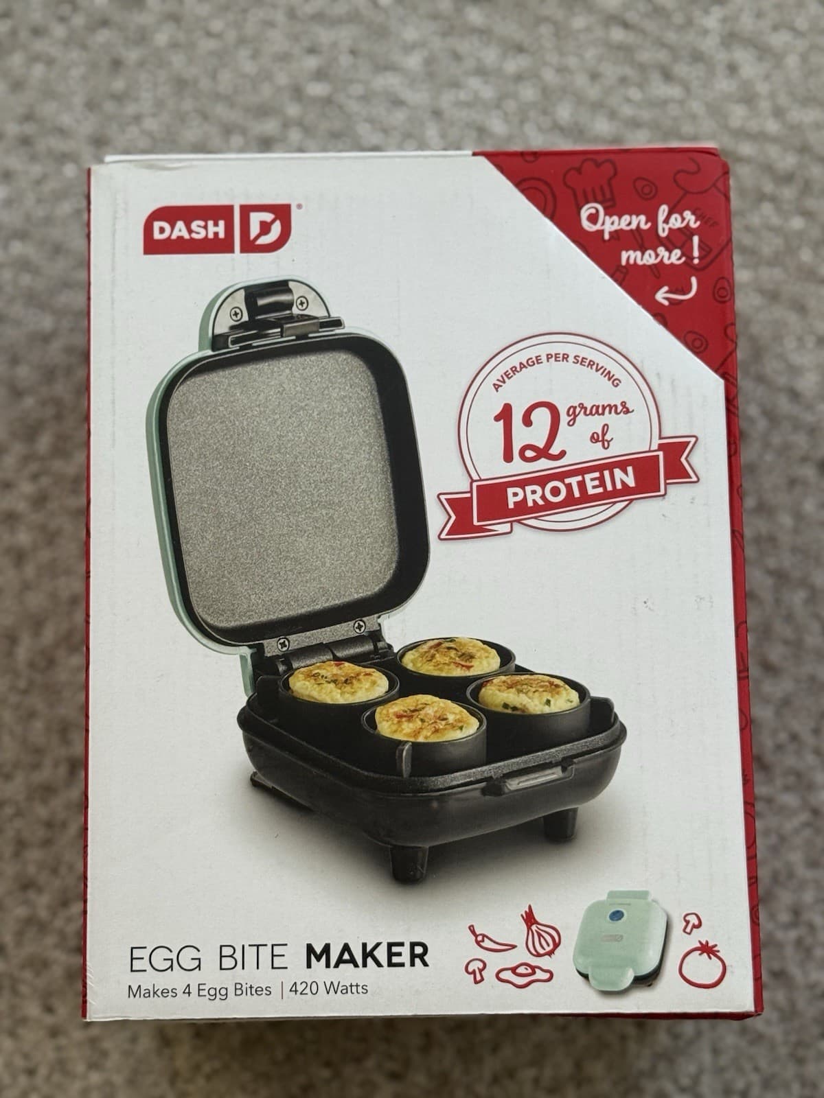 DASH Egg Bite Maker Portable Breakfast 420 Watts / 4 Silicone Molds *Brand New*