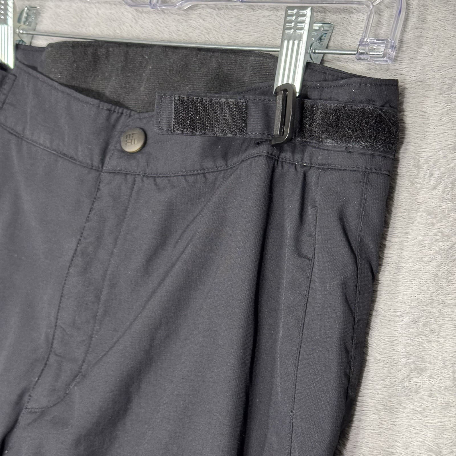 Columbia Womens Medium Black Snow Ski Pants Waterproof Nylon Adjustable Waist 6