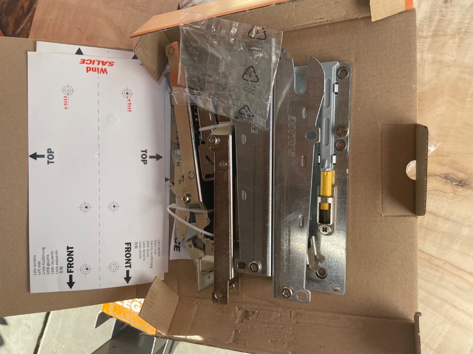 Salice, Wind Soft Close Lift System, Type W, Soft Close, FRAKFEXFSN9