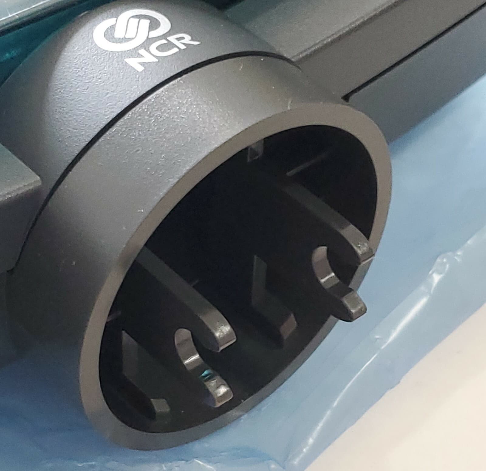 *NEW IN BOX* NCR 5975-1001-9082 Charcoal Pole Display VFD 2x20  + Warranty!  3