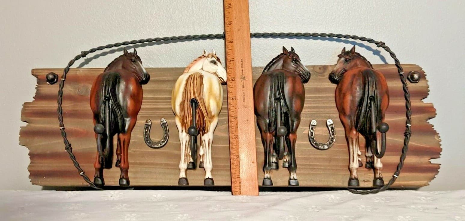 Horses Coat Hat Rack Car House Keys Holder Horseshoes Country Western 22”x 8" 3