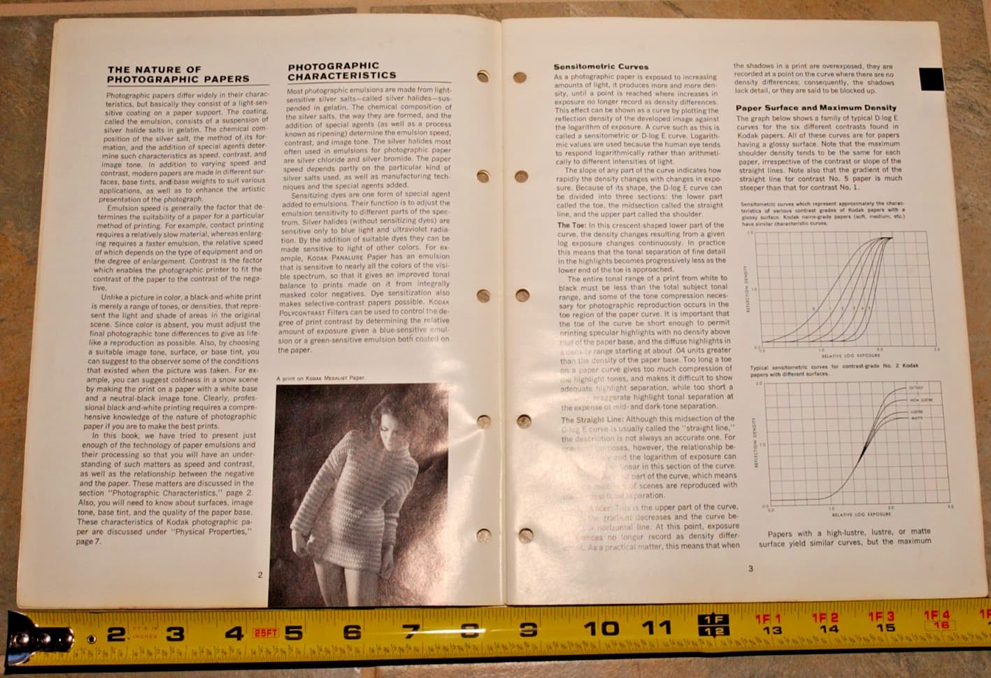 1976 Kodak B & W Photographic Papers Data Booklet First Edition , 28 pages, READ 4