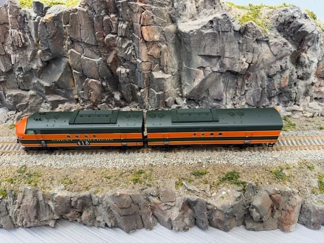 Intermountain Great Northern FT AB HO Locomotives with DCC & Sound 2