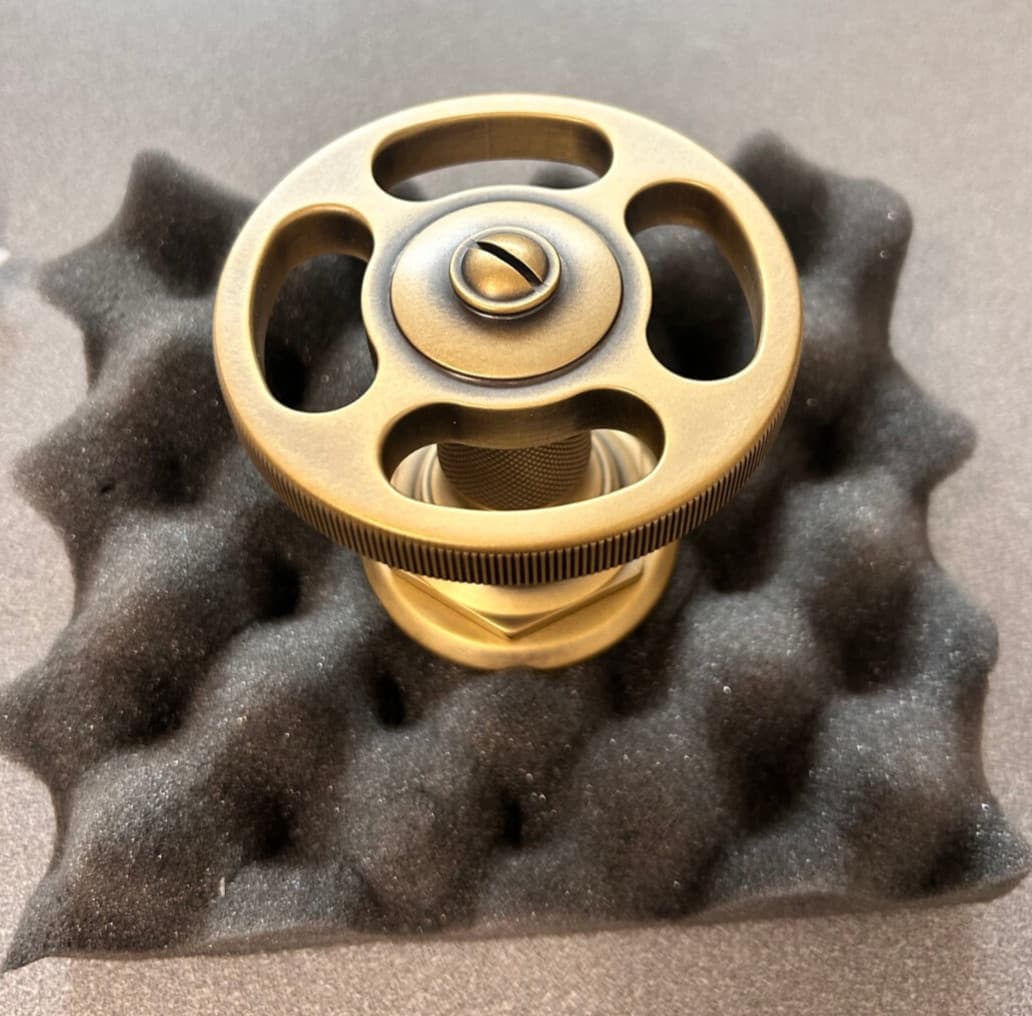 R.W. Atlas Thermostatic Control Valve Trim - Metal Wheel Handle (05-75239-63864)