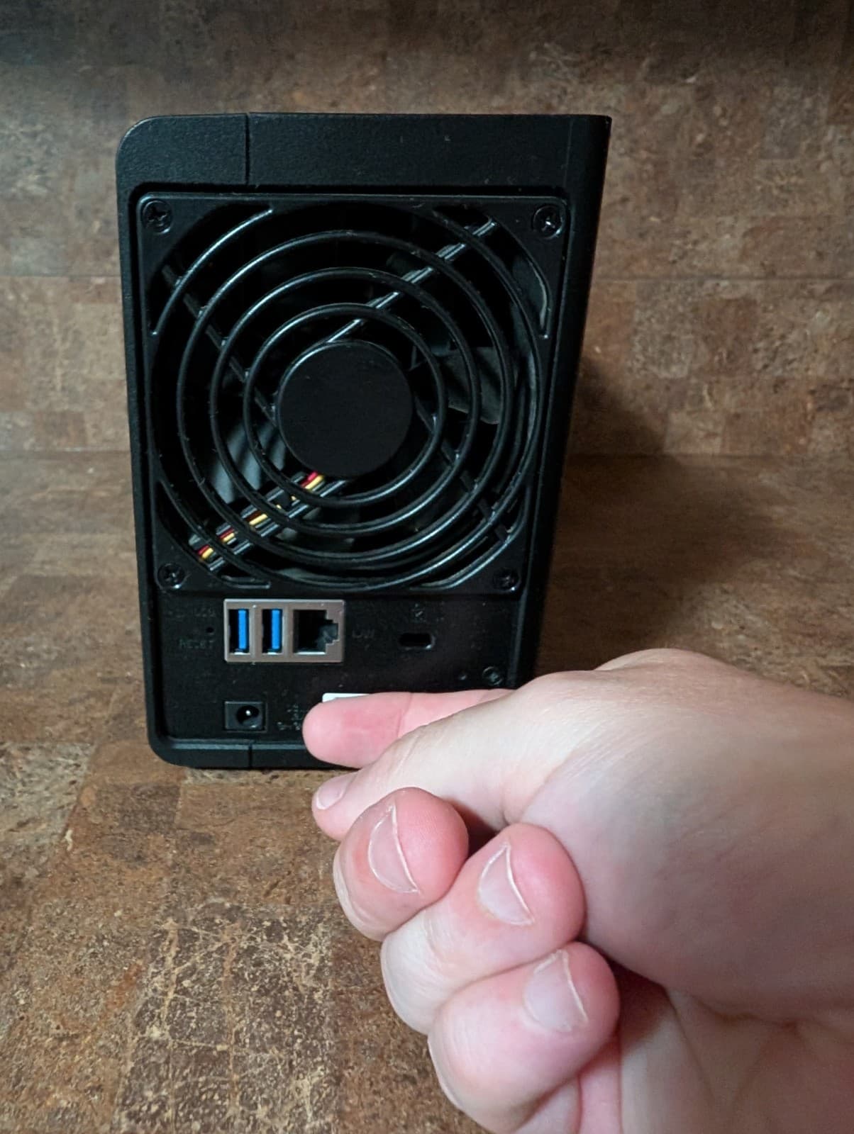 Synology DiskStation DS218 2-Bay NAS (Diskless) 3