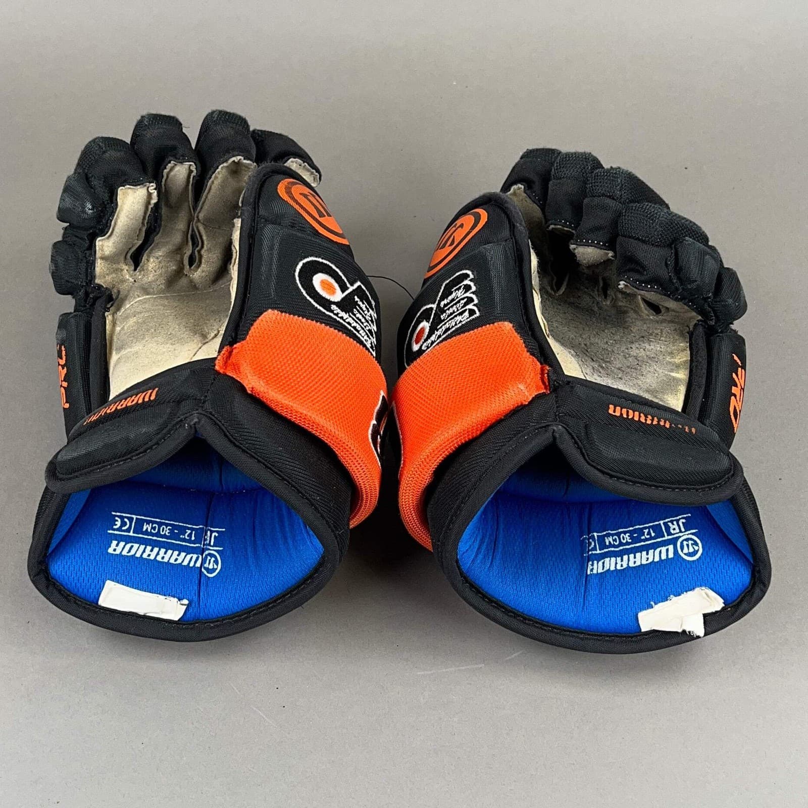 Warrior Covert Senior 13" Hockey Gloves 3