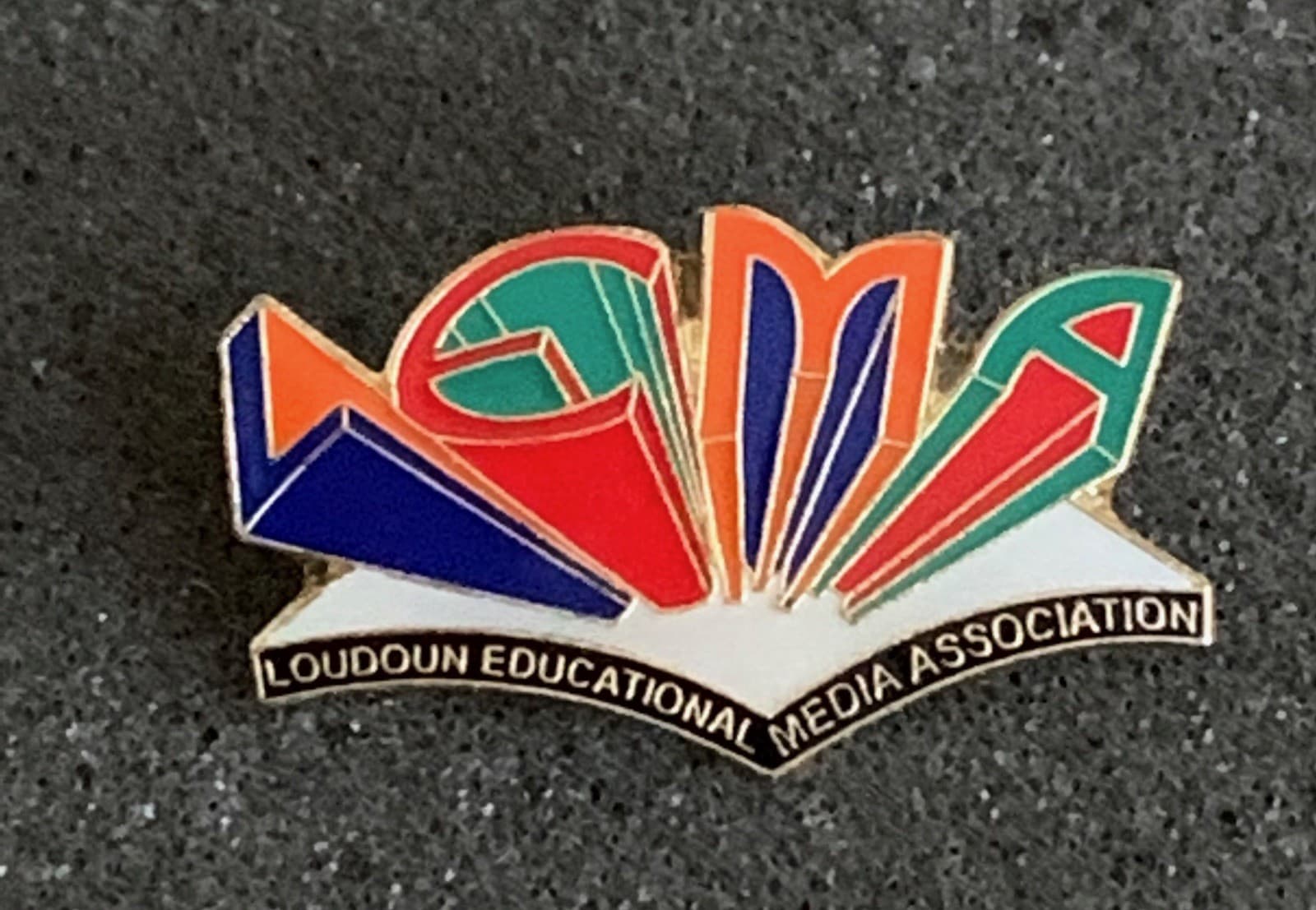 Loudoun Educational Media Association Lapel Hat Pin: Pop Up Book Cutout Shape