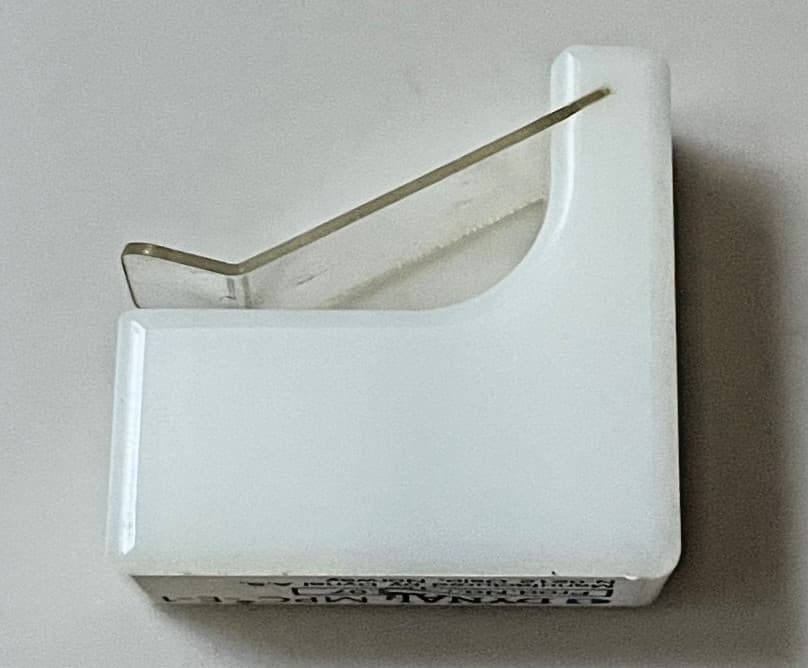 Dynal 120.07 MPC-E-1 Magnetic Particles Separator for 1.5 mL tubes 4