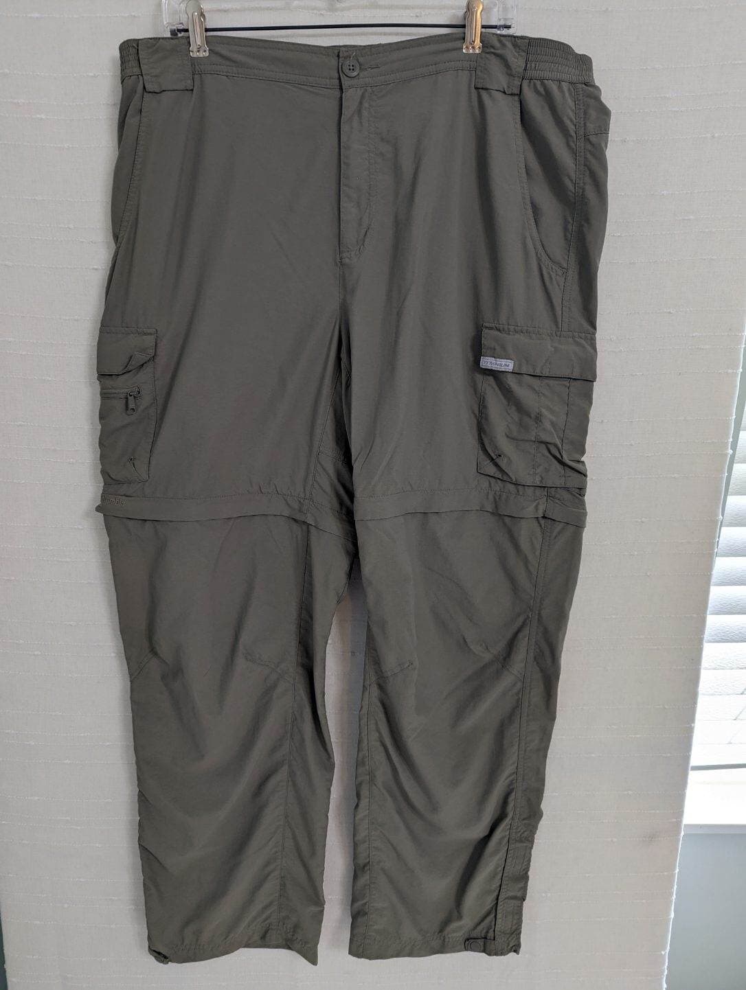 Columbia Titanium Mens XL Olive Green Convertible Pants Shorts Cargo Hiking