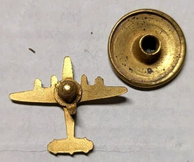 WW2 Lockheed C-69 / L-1049 Constellation Aircraft Pin - AAF  & Civilian Aircraft 3