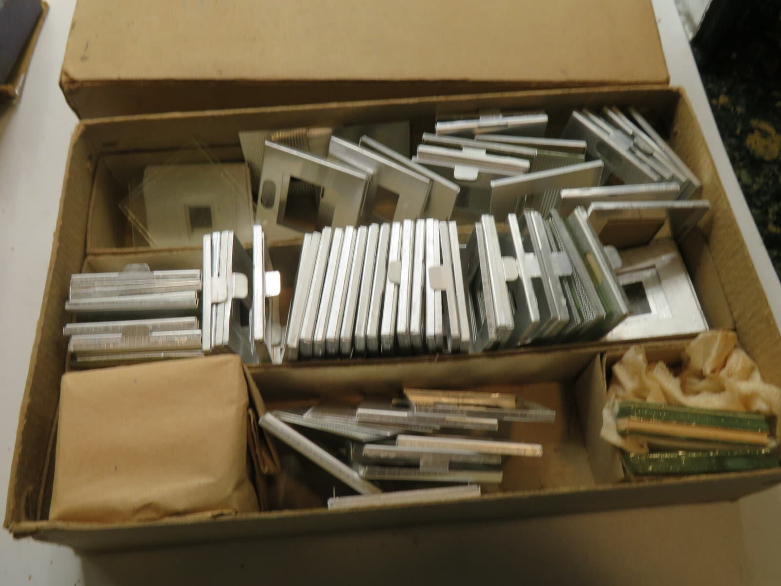 Genuine MINOX LOT Slide Mounts - Metal/Glass - FULL & EMPTY SLICER VIEWER  ETC 2