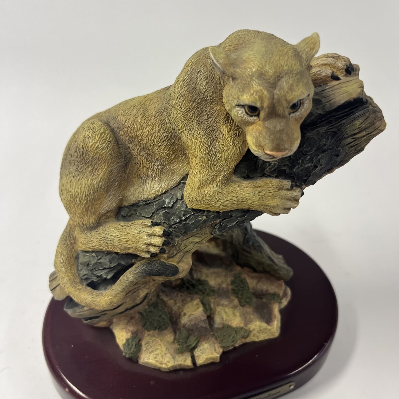 Amy and Addy The Gray Rock Collection Rare Sculpture Mountain Lion On Log 4