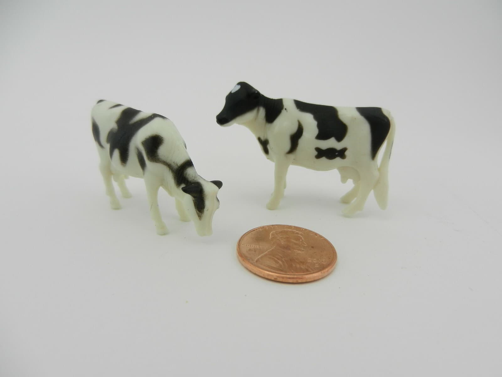 1:64 ERTL *PACKAGE OF 25* HOLSTEIN Cows & Calfs Cattle Dairy *BRAND NEW* NIP!  4