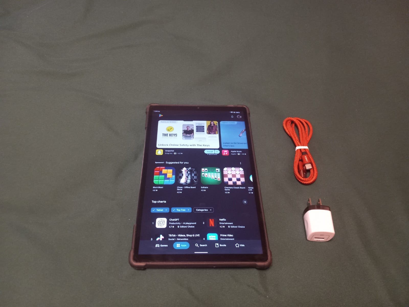 Powmus 10.1" Tablet Android 13 w/Case 8GB Ram Bundle 3