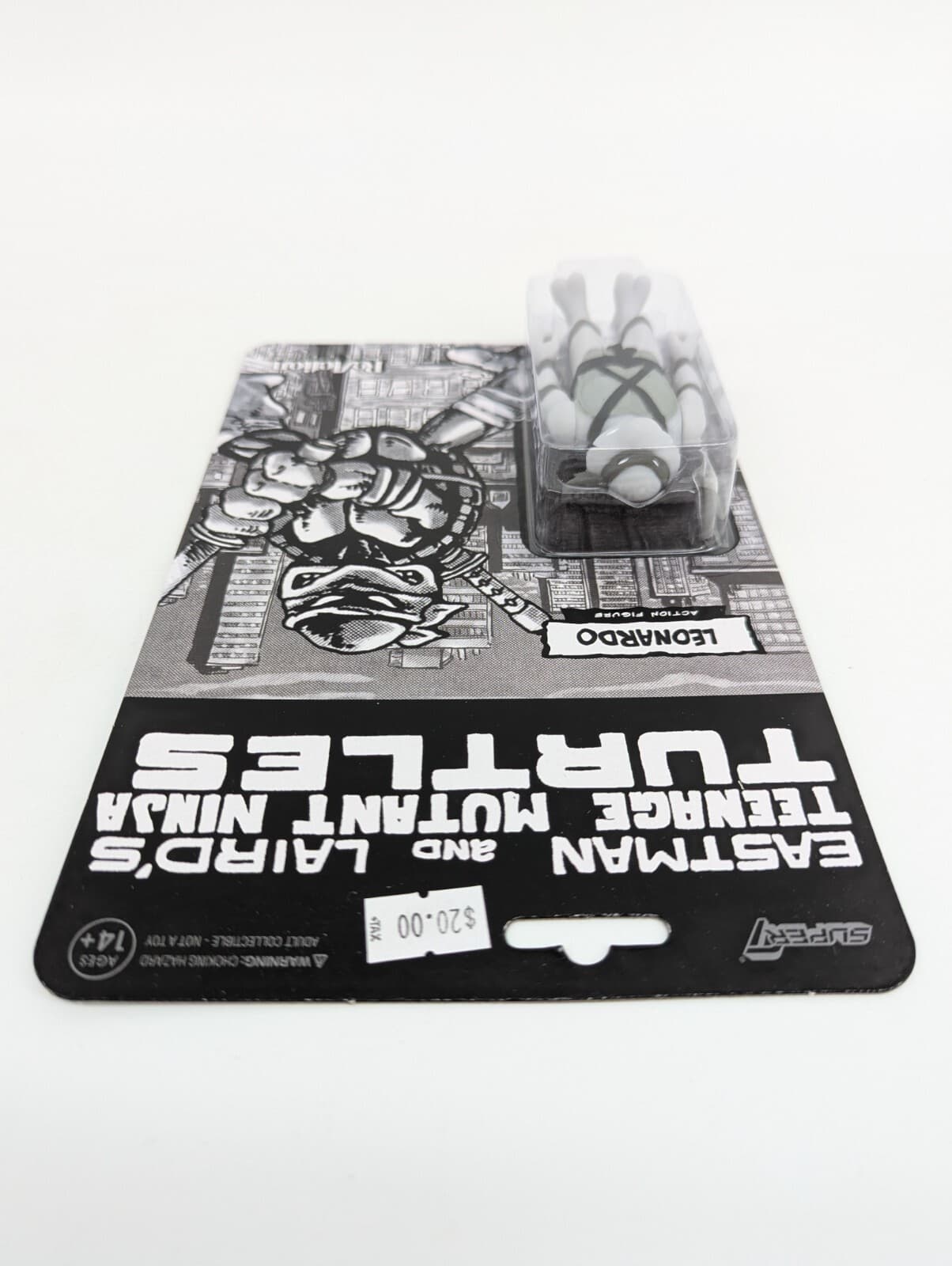 Leonardo TMNT Turtles Comic Greyscale Super7 Reaction Figure 3