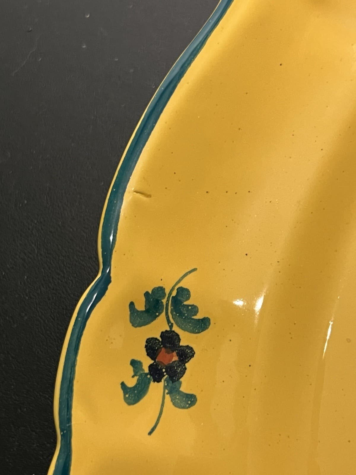 Cottura Italy 1950s Hand-Painted Yellow Floral Majolica Platter, 15x12.5” 4