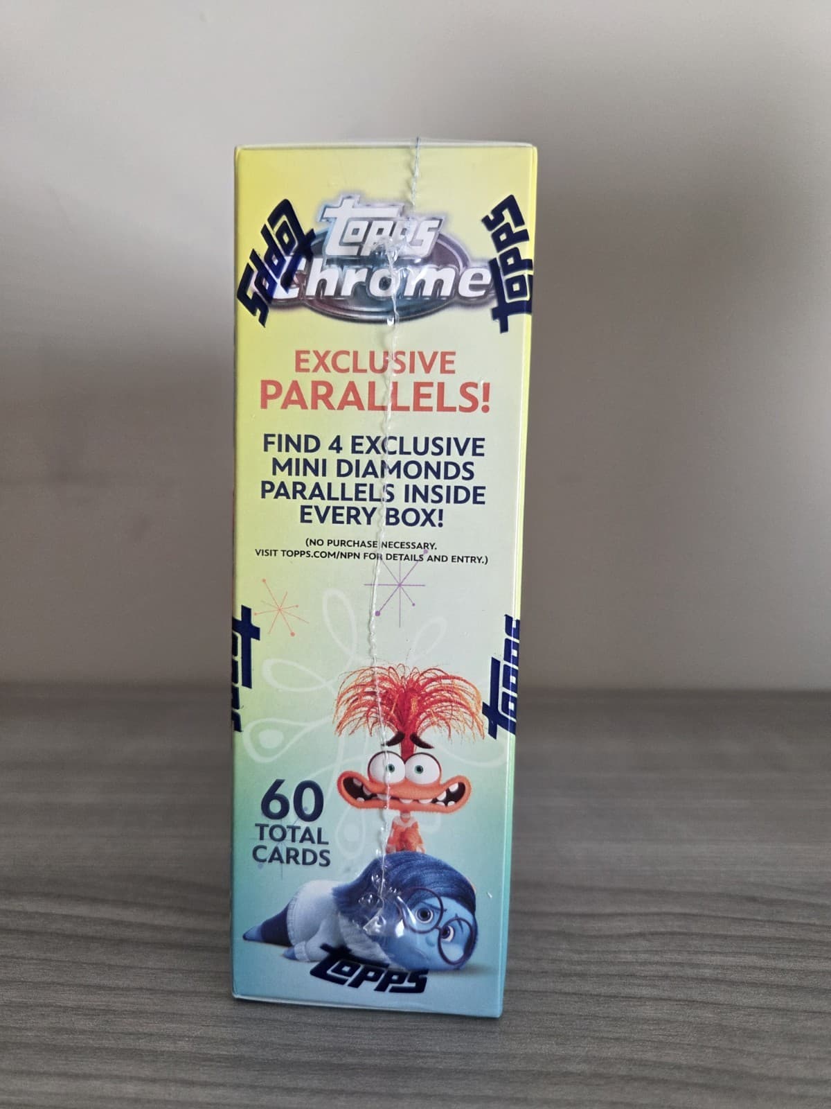 2025 TOPPS CHROME DISNEY MEGA BOX IN HAND SHIPS TODAY ZOOTOPIA MINI DIAMONDS NEW 4