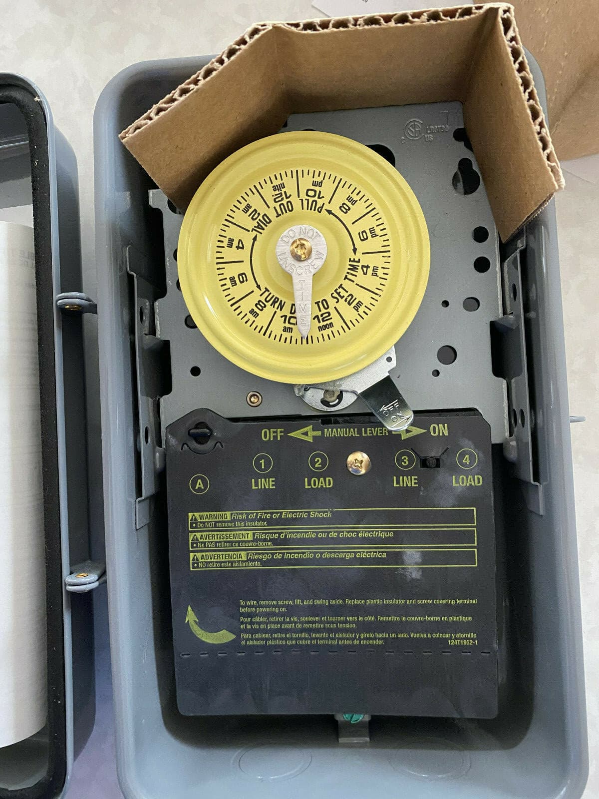 NEW Intermatic T104R 24-Hour Mechanical Time Switch Indoor/Outdoor Type 3R Metal 5