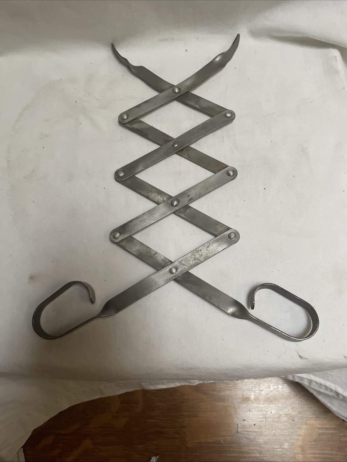 ANTIQUE COMMERCIAL STORE OR HOME REACHERS ~ SHELF GRABBERS~ COOL !!